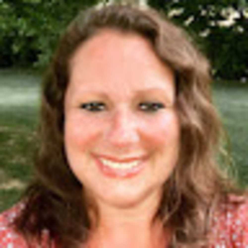 Meet your Posher, Adrienne
